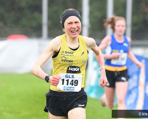 Elena Burkard hier bei der DM Cross in Darmstadt.
